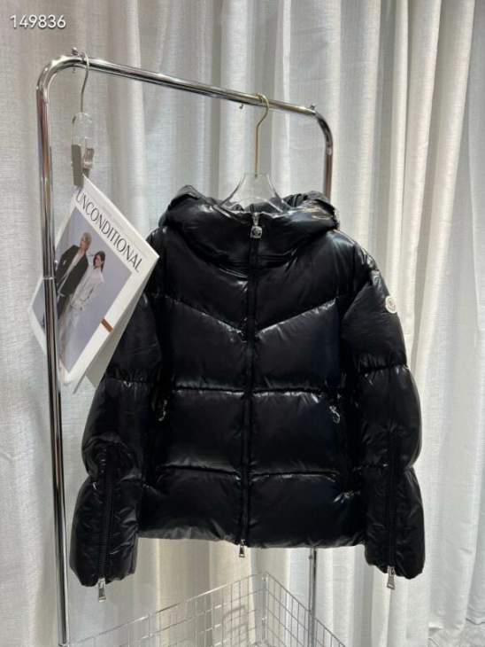 Picture of Moncler Down Jackets _SKUMonclersz1-426yr23837216